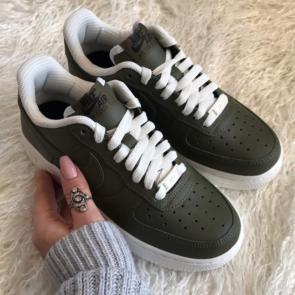 NWT Nike ID Custom Air Force 1 Premium - Picture 3 of 8